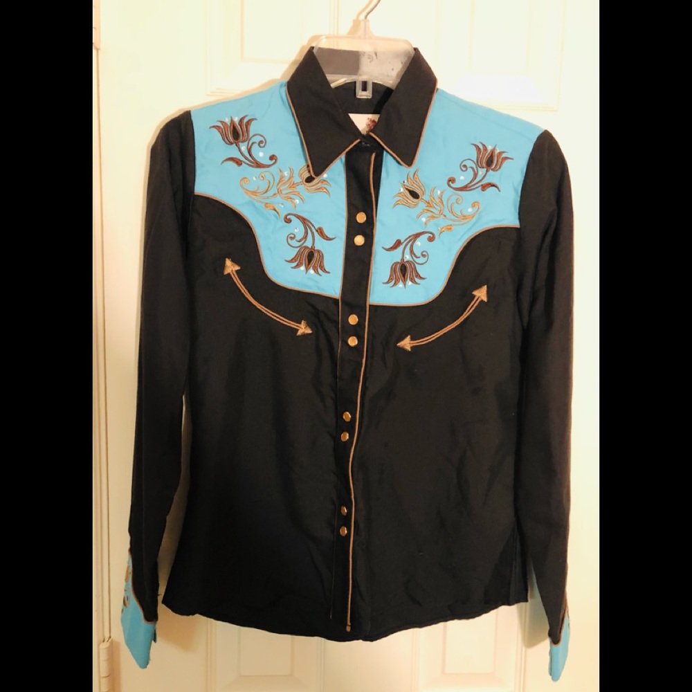Ranger’s Woman Cowgirl Shirt, Size S, Excellent preowned condition